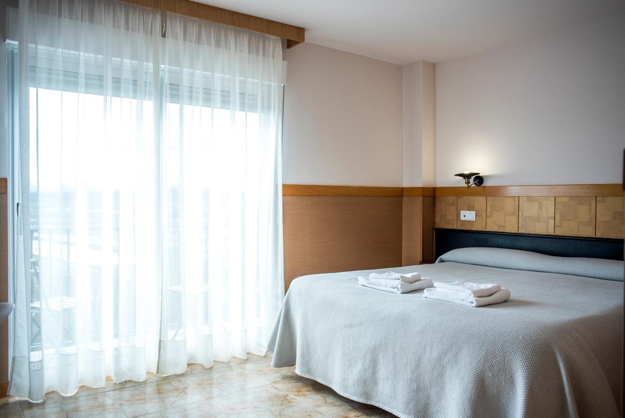 Hotel Ria De Suances Eksteriør bilde