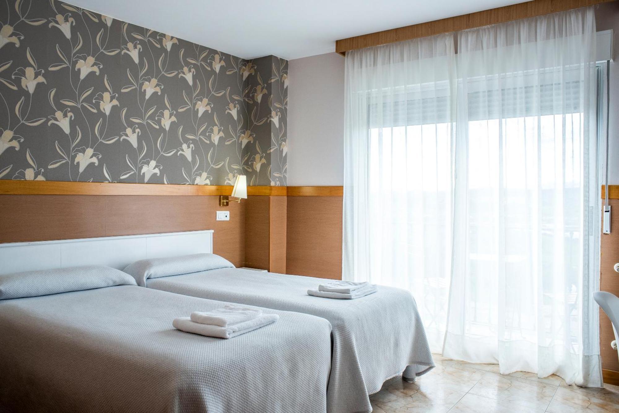 Hotel Ria De Suances Eksteriør bilde
