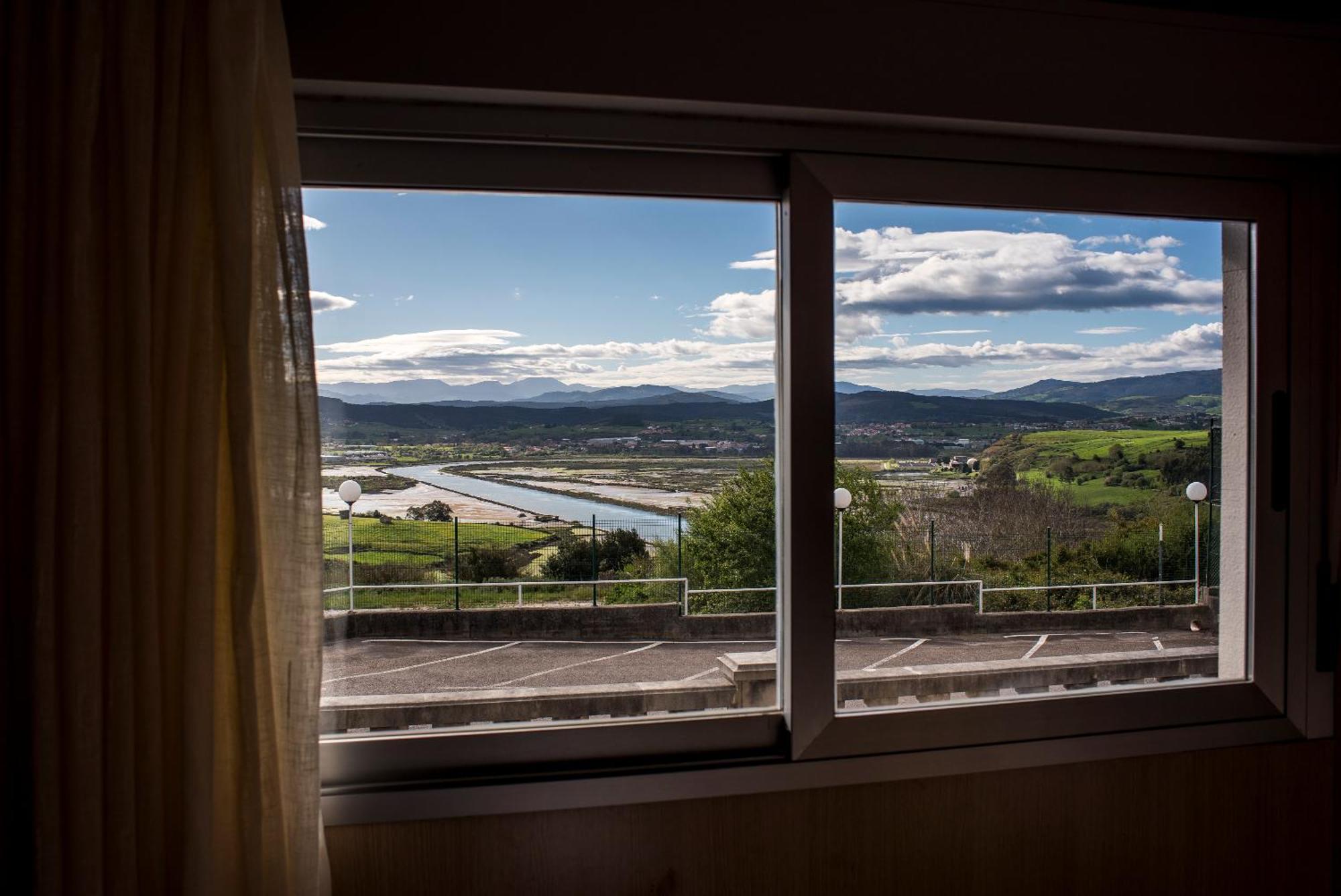Hotel Ria De Suances Eksteriør bilde